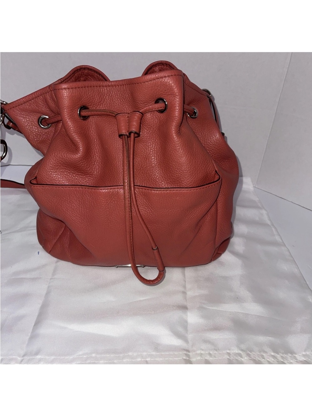 VTG Coach Avery F27003 Coral Leather Drawstring Crossbody Shoulder Bag AUTHENTIC - Picture 5 of 15